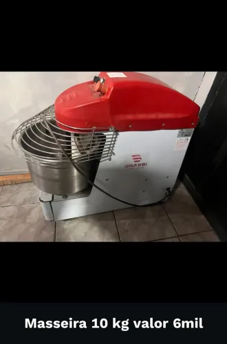 Vendo intes maquinário cozinha e pizzaria