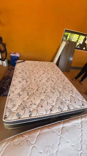 Cama Box 