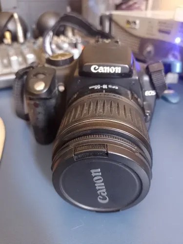 Câmera Fotográfica Canon XT