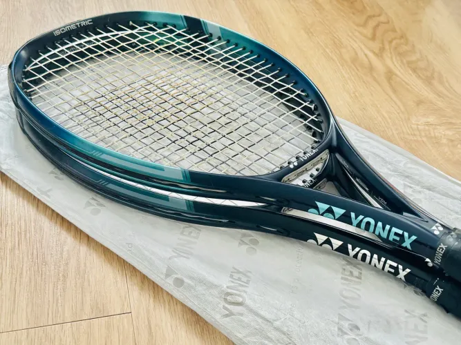 Par de Yonex Ezone 100 L2 300g