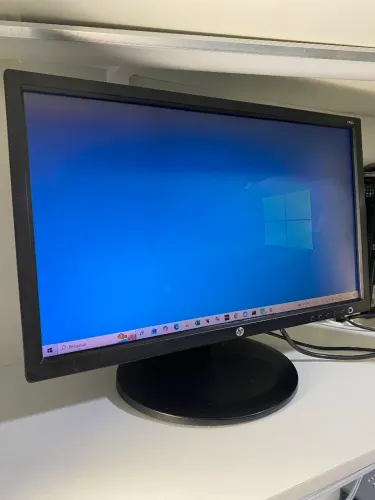 Monitor LG Giratorio 20 polegadas Completo
