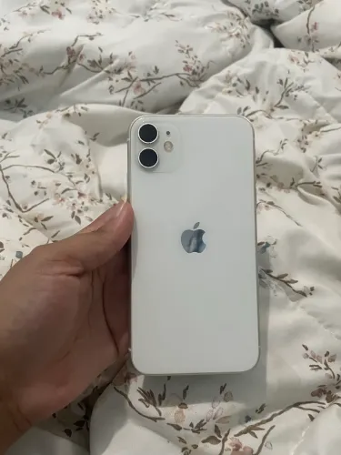 Vende-se iPhone 11