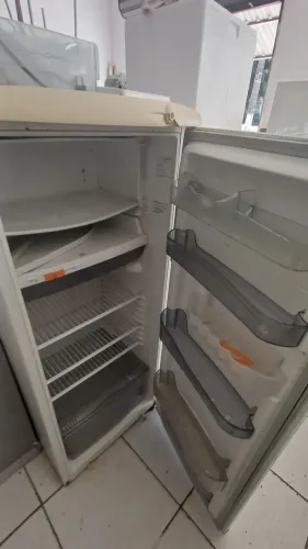 Geladeira cônsul 320L