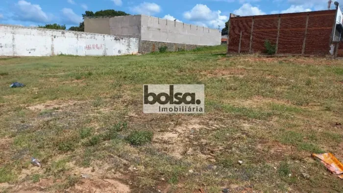 TERRENO COMERCIAL NA VILA FALCÃO ! !