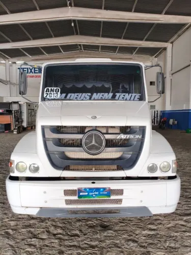 VENDO M.BENZ ATRON 2324