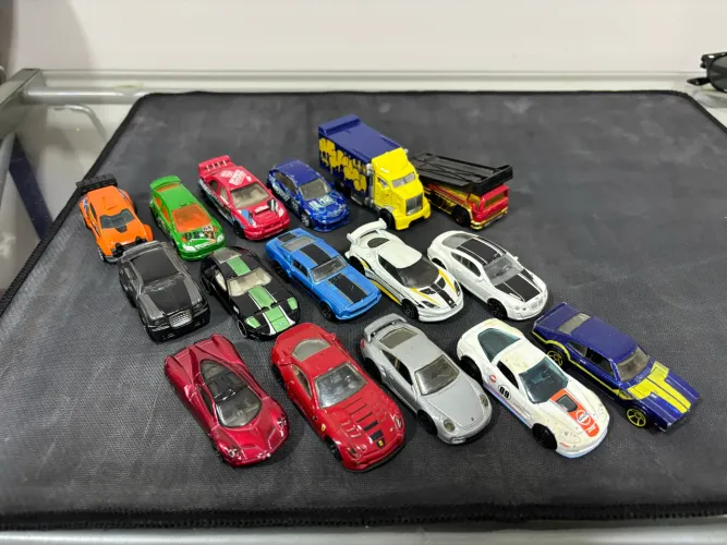 Carrinhos da hotwheels