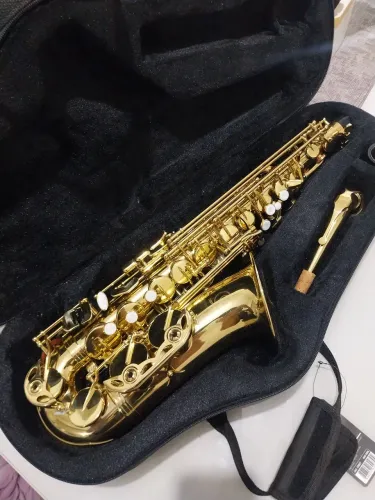 Sax alto Harmonics NOVO (peça de mostruário)