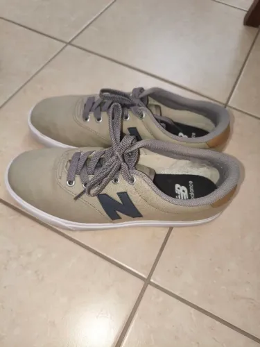 Tênis New Balance 37