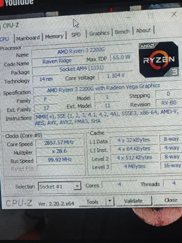 Ryzen3 2200g