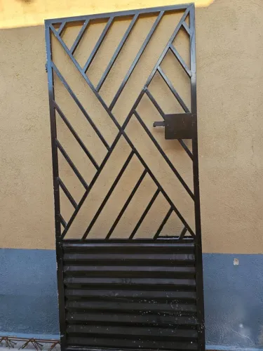 Portão de metalon
