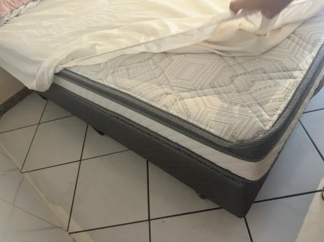 Cama box casal com colchão pillow