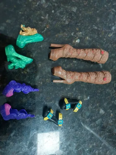 Lote sapatos boneca monster high ever after