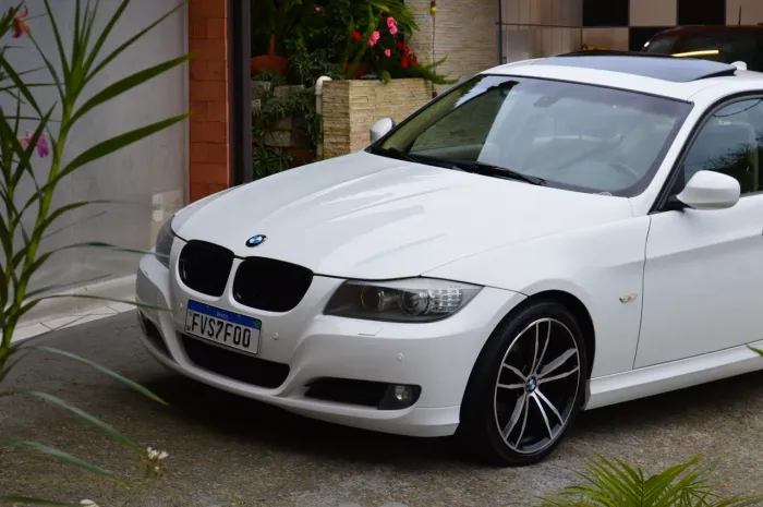 BMW 320I A 2012