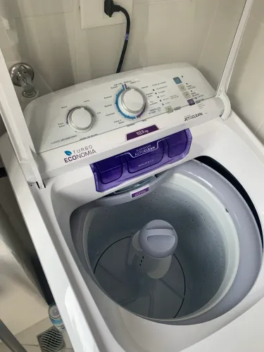 Máquina de Lavar Electrolux 10,5kg Branca Turbo Economia com Jet&Clean