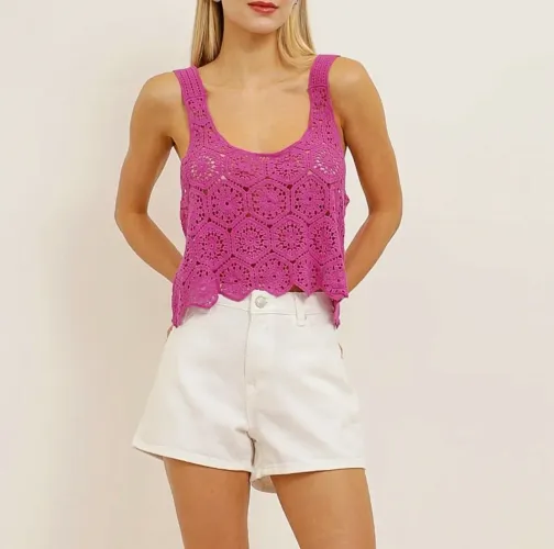 Regata Crochet Trama Vazada na cor roxo, Nova, tamanho M.<br>Laranja, marca Mamô, tamanho M