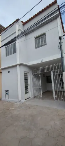INVESTIMENTO PRONTO PARA GERAR RENDA - 2 CASAS GEMINADAS EM ITAJUBÁ/MG