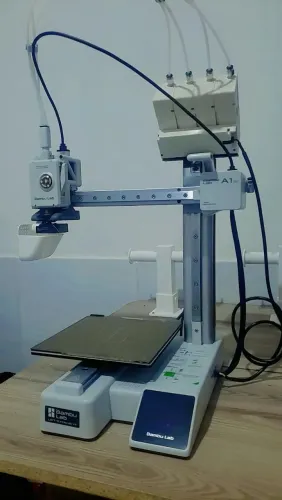 Impressora 3D Bambu Lab A1 mini <br>Só 3 mês de uso já vai com multicor o bmcu cuida $3.500
