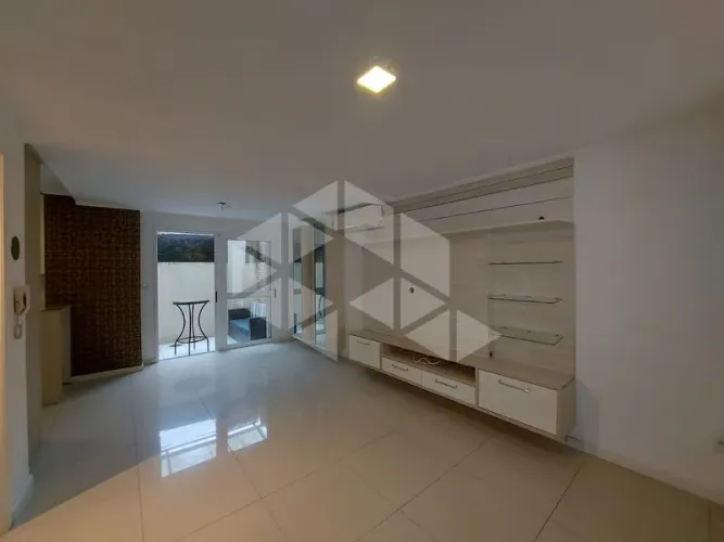 Casa em Condomínio 10500M² - para Alugar