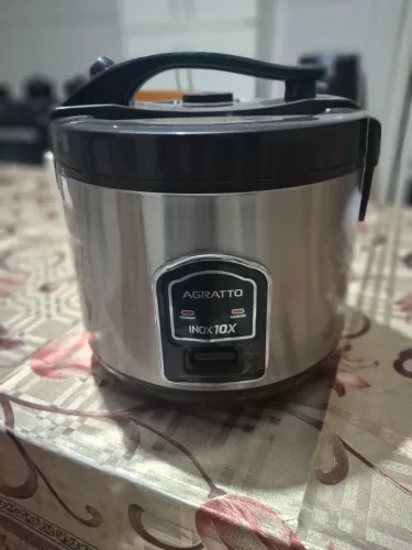 Vendo uma panela de fazer arroz 1 litro por $ 300 reais