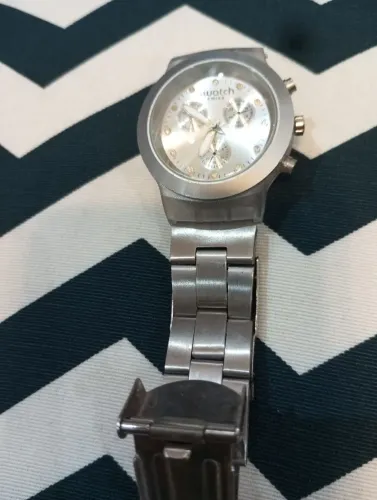 Relógio Swatch feminino