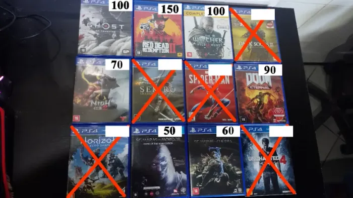 Vendo jogos de PS4, desconto se levar mais de um