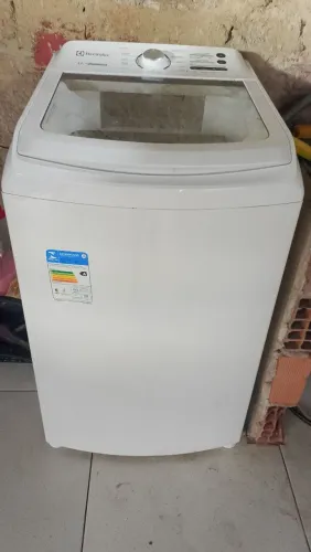 Máquina de Lavar Electrolux 14kg Essential Care