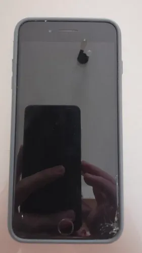 IPhone 8 plus funcionando bem com várias marcas de uso