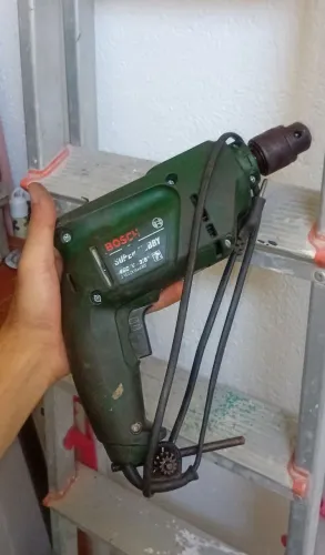 FURADEIRA BOSCH SUPER HOBBY 220V