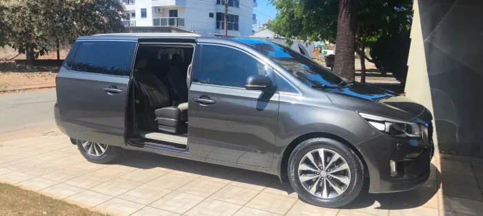 Kia Motors Grand Carnival EX 3.3 V6 24V 270cv Aut. 2018