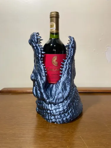 Suporte para vinho em formato de crocodilo
