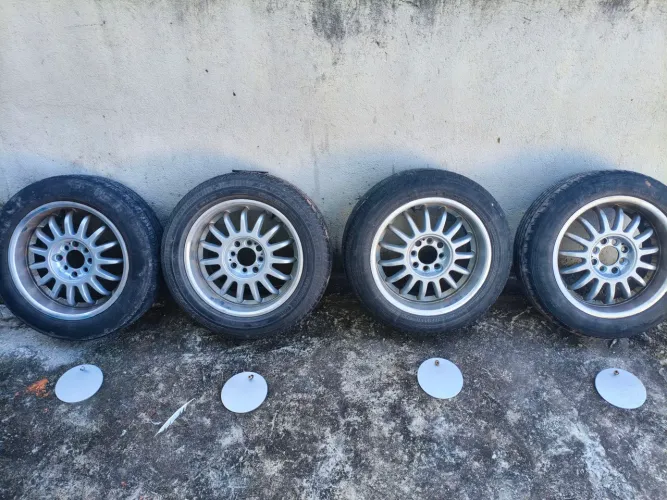 Jogo de rodas Binno Aro 15 4x100 / 4x108 - C/ pneus 195/55