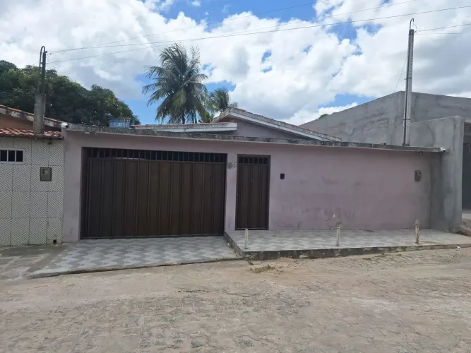 Casa à venda em Santa Ana.