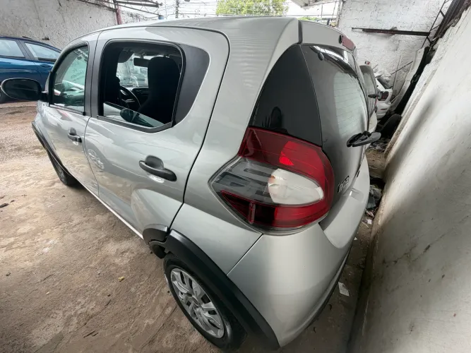 Fiat Mobi Like 1.0 Fire Flex 5P. 2022