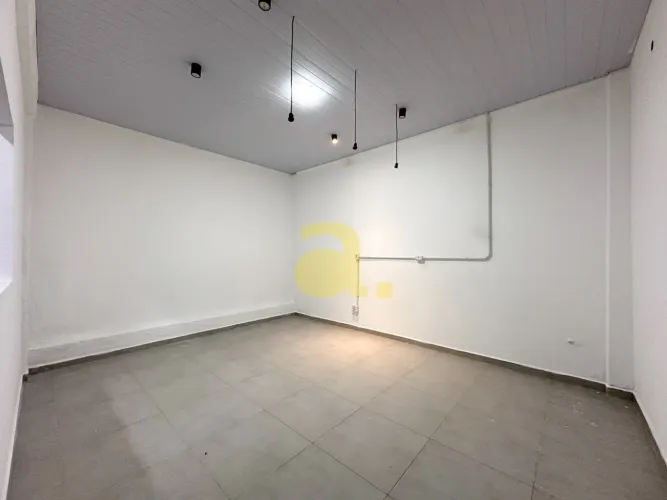SALA COMERCIAL PARA ALUGAR 20M² - VILA NOVA, BLUMENAU