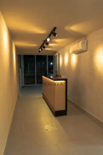 Sobrado para Locação no bairro Tatuapé, 06 salas, 180,00 m. Imóvel recentemente reformado,