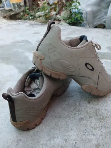 Tênis Oakley Stratus New