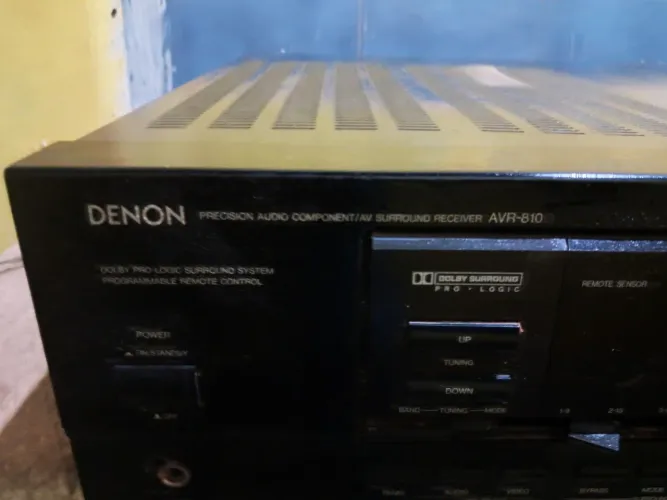 Reciever DENON AVR-810 