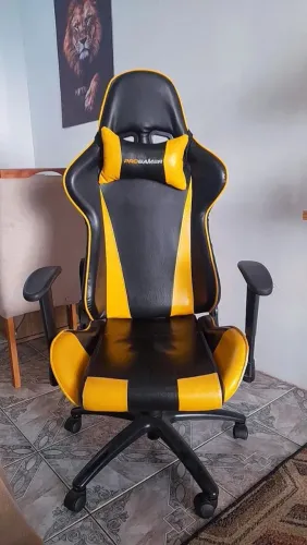 Cadeira gamer vendo ou troco