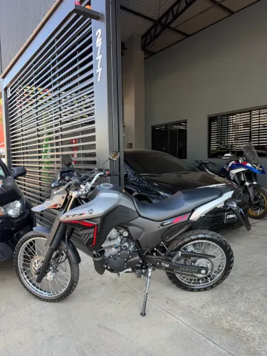 Yamaha Lander
