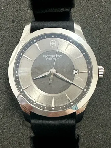 Relógio Victorinox alliance ref 241804 novo completo