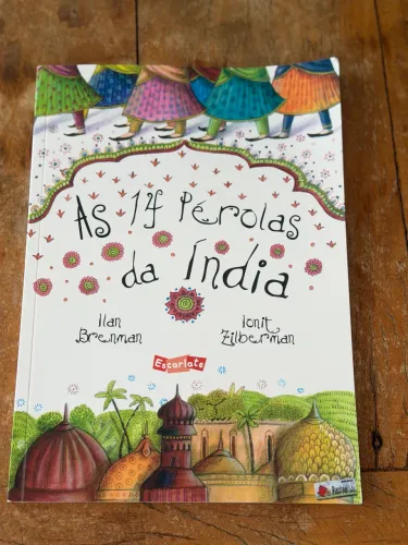Livro as 14 pérolas da Índia 