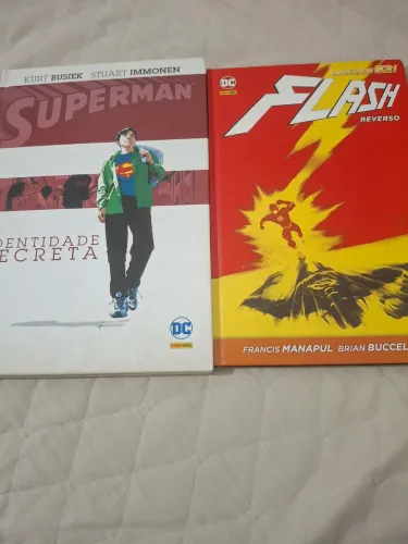 Flash Reverso e Superman Identidade Secreta