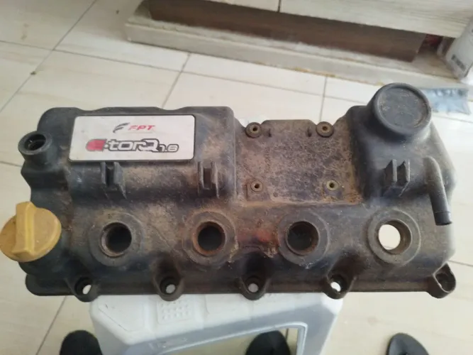 Tampa de tucho motor e Tork 1.8