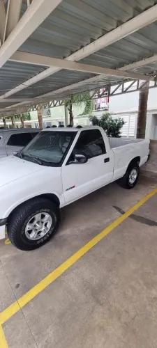 Chevrolet S10 Pick-up Executive CD 4.3 4X4 1999