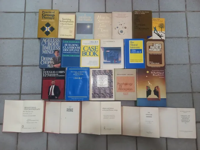 Coleção de Livros de Psicologia Importados dos Estados Unidos(em inglês))