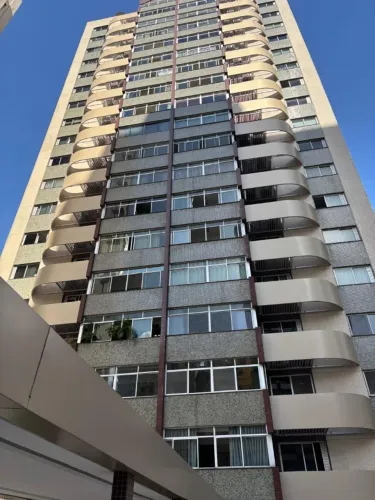 Lotus vende apartamento de 4/4 (1 suíte) em Batista Campos