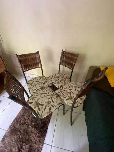 4 cadeiras de mesa