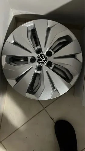 Kit rodas aro 16 com calotas inclusas novas VW