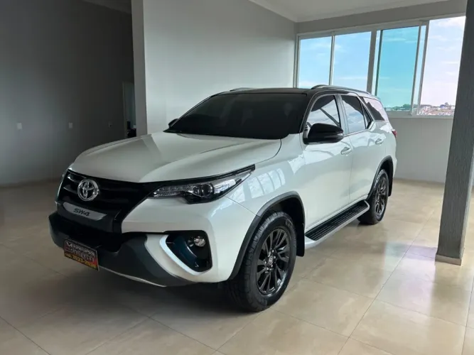 Toyota Hilux SW4 SRX Diamo. 4X4 2.8 TB DIE AUT 2019