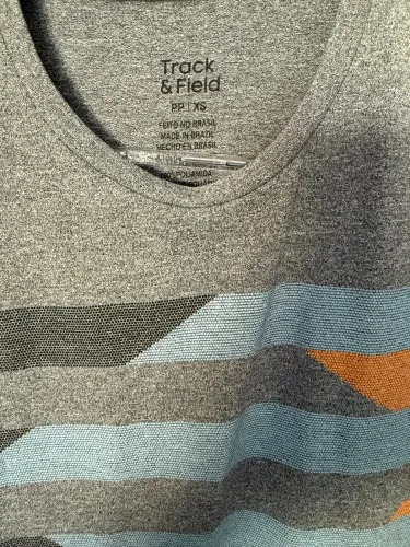 Camiseta track & field cinza com estampa masculina tamanho PP
